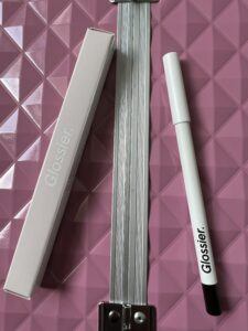 Glossier eyeliner 